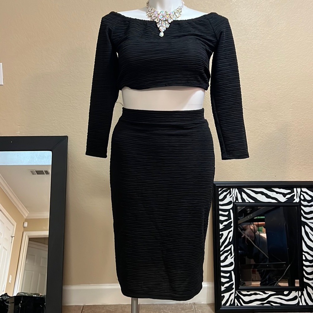 Black skirt and shirt